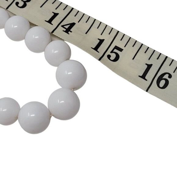 Vintage White Graduated Beaded Opera Necklace 31" Resin Classic Layering - Picture 3 of 9